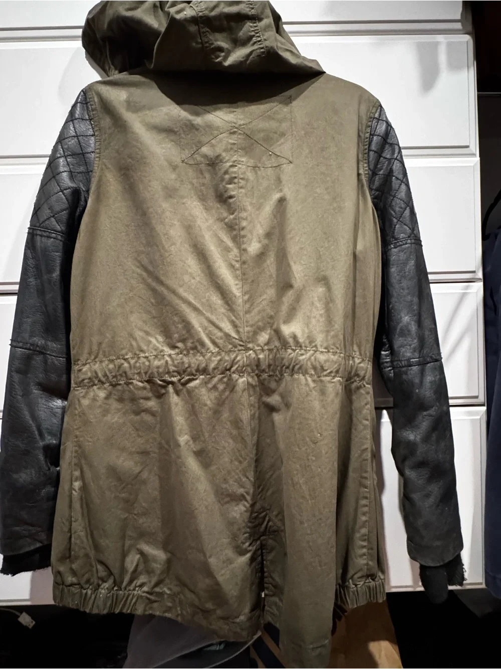 Screen Used The Strain Garage Smart Parka Olive Hooded Jacket/ TV PROP Dutch - Picture 2 of 8
